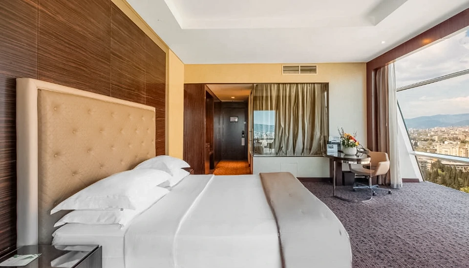 هتل بیلتمور تفلیس